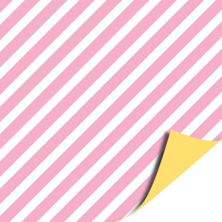 Dit cadeaupapier heet Pink lines en is 30 cm x 3 meter. 